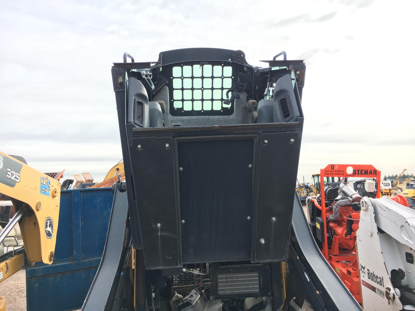 ./imagenes/INVOICE/2019/13869/MINICARGADOR JOHN DEERE  317G (8).JPG